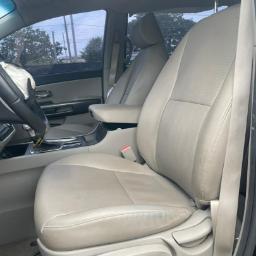Kia Carnival 15