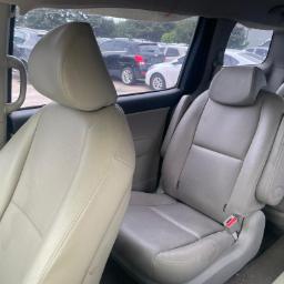 Kia Carnival 14