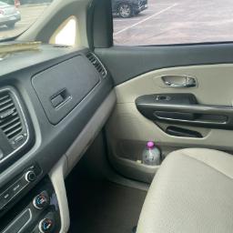 Kia Carnival 13