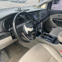 Kia Carnival 16