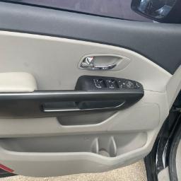 Kia Carnival 11